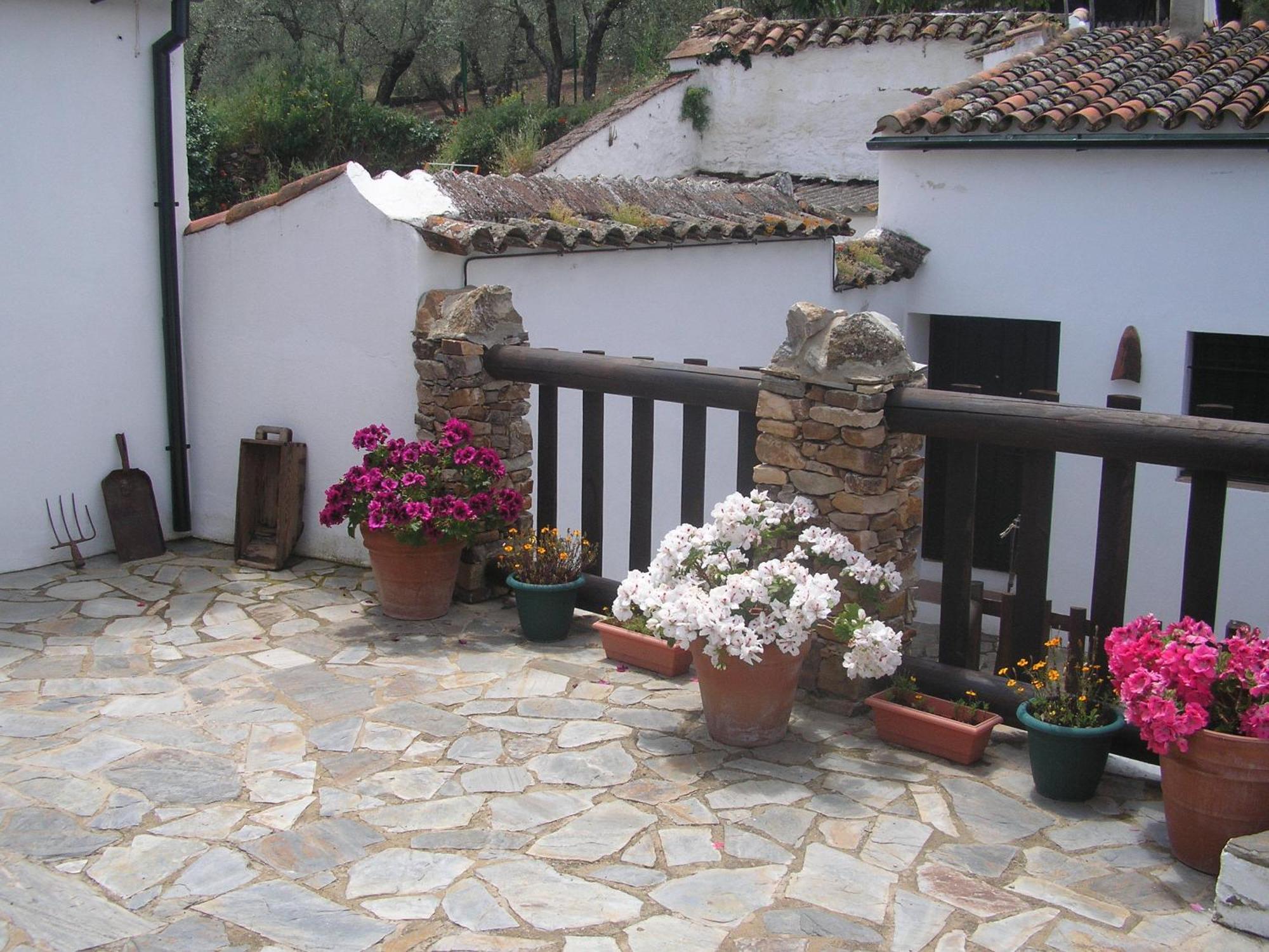 Casa Rural Y Restaurante Casa Adriano Pension Alanís Buitenkant foto