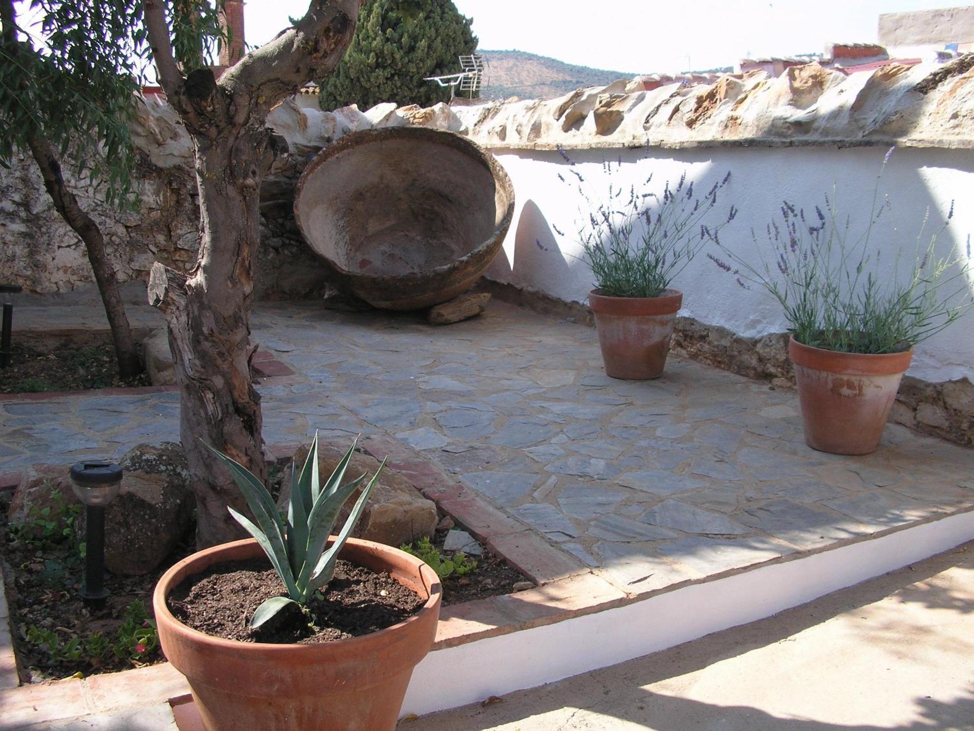 Casa Rural Y Restaurante Casa Adriano Pension Alanís Buitenkant foto